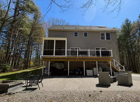 683 NW Main St, Douglas, MA 01516 photo 34