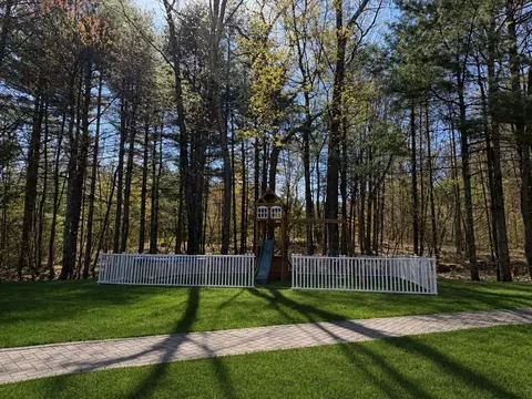 683 NW Main St, Douglas, MA 01516 photo 37
