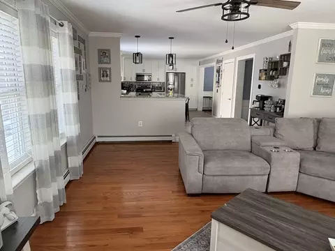 683 NW Main St, Douglas, MA 01516 photo 8