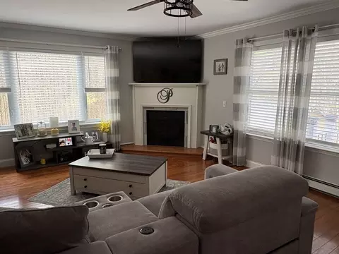 683 NW Main St, Douglas, MA 01516 photo 7