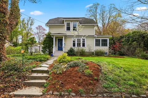 94 Vernon St, Northampton, MA 01060