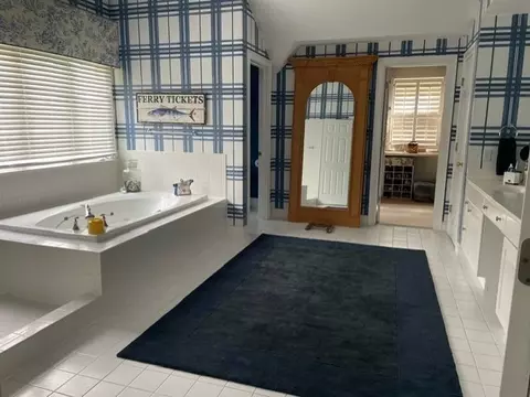Bath - 65 Deerpath, Dedham, MA 02026 photo 3 of 5