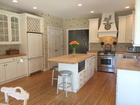 Kitchen - 65 Deerpath, Dedham, MA 02026 photo 1 of 2