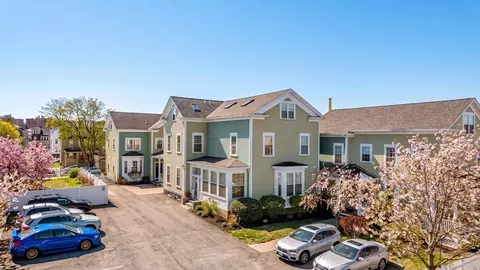 121 E Cottage St #4, Dorchester, MA 02125