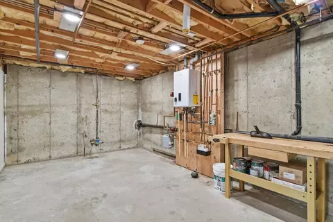 Other - 138 West St, Easthampton, MA 01027 photo 6 of 8