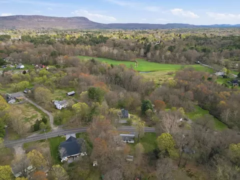 View/Area - 138 West St, Easthampton, MA 01027 photo 4 of 5