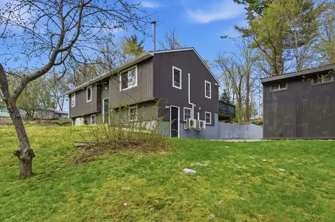 Exterior - 138 West St, Easthampton, MA 01027 photo 3 of 11