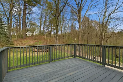 Exterior - 138 West St, Easthampton, MA 01027 photo 9 of 11
