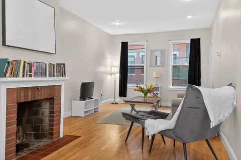 25 Revere St #2, Boston, MA 02114