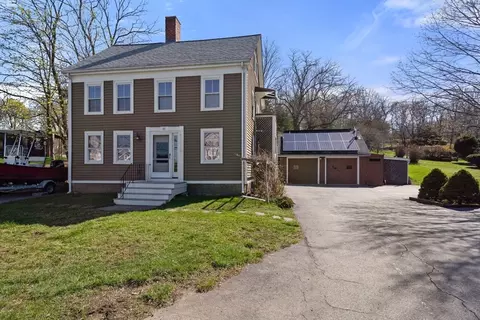 31 Eastern Ave, Essex, MA 01929