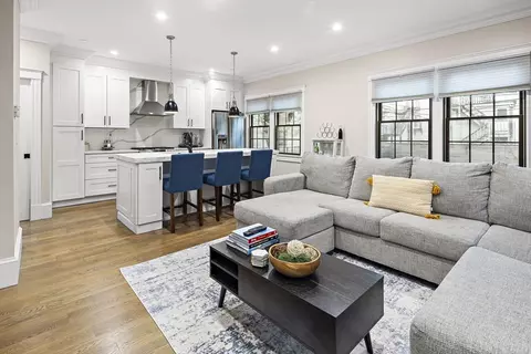 199 Trenton St #2, Boston, MA 02128