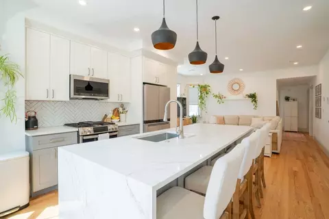 16 Church St, Boston, MA 02122