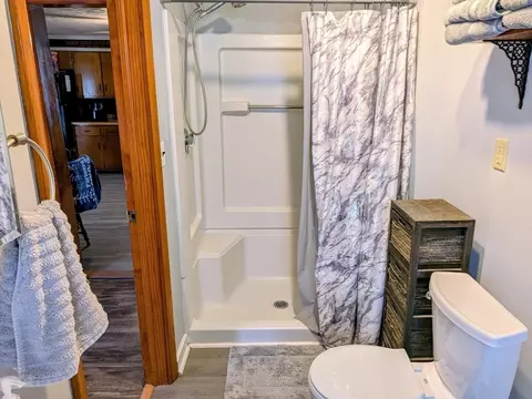 Bath - 357 Main St #357, Hardwick, MA 01031 photo 1 of 4