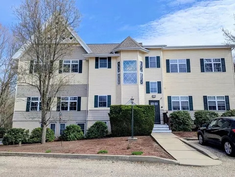 66 S Worcester St #E, Norton, MA 02766