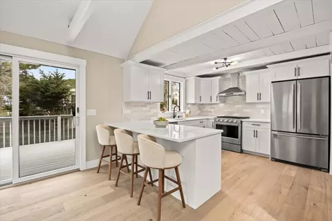 Kitchen - 67 Whippoorwill Cir, Mashpee, MA 02649 photo 1 of 4