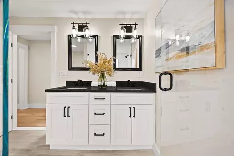 Bath - 67 Whippoorwill Cir, Mashpee, MA 02649 photo 5 of 5