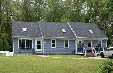 51 Slater St, Attleboro, MA 02703
