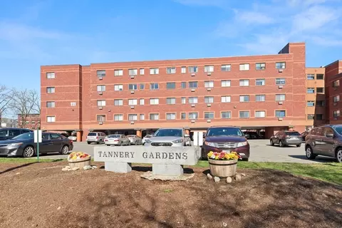 111 Foster St #B315, Peabody, MA 01960