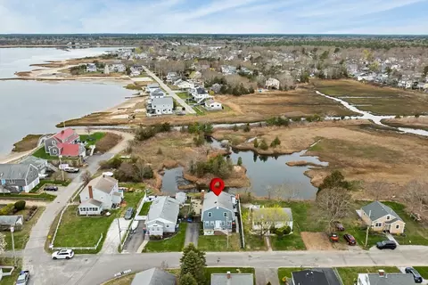 75 Pilgrim Ave, Wareham, MA 02571 photo 5