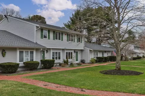 174 Lowell Rd #76, Mashpee, MA 02649