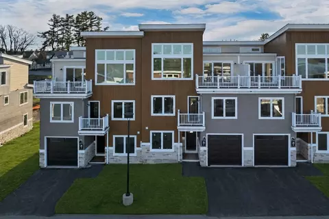 36 Vantage Point Dr #2, Laconia, NH 03246