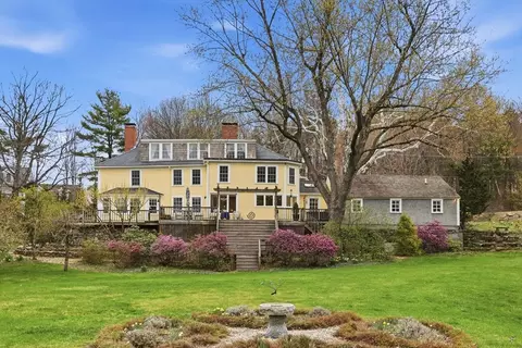 Exterior - 77 Pinnacle Rd, Harvard, MA 01451 photo 4 of 9