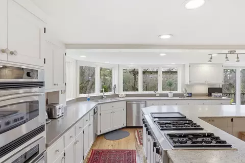 Kitchen - 77 Pinnacle Rd, Harvard, MA 01451 photo 3 of 7