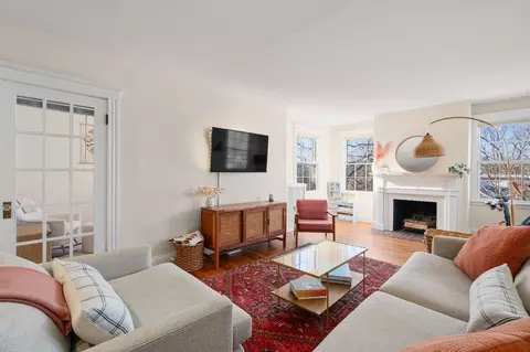 43 Linnaean St #46A, Cambridge, MA 02138