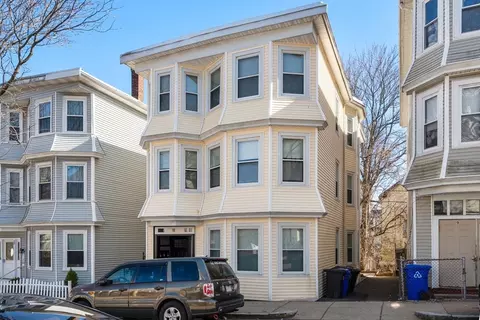 11 Priesing St, Boston, MA 02130