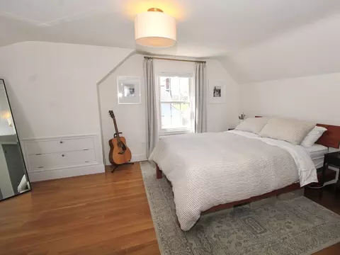 8 Birmingham Rd, Worcester, MA 01606 photo 9