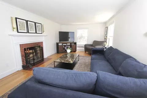 8 Birmingham Rd, Worcester, MA 01606 photo 3