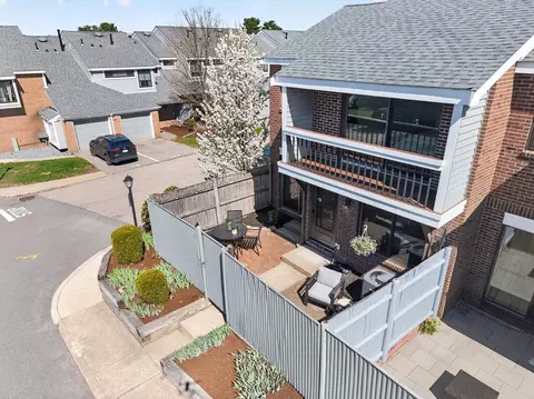 11 Rosewood Dr #11, Stoughton, MA 02072