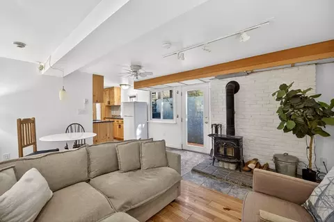 233 Bradford St UNIT 10, Provincetown, MA 02657