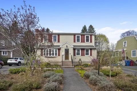 66 Pleasant St, Melrose, MA 02176