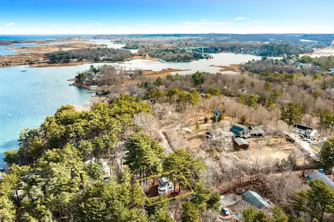 23 Pew Ave, Gloucester, MA 01930 photo 4