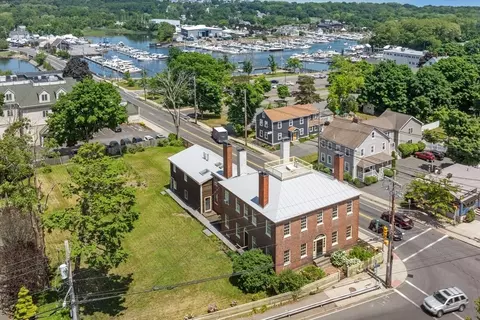 View/Area - 166 High St, Danvers, MA 01923 photo 1 of 2