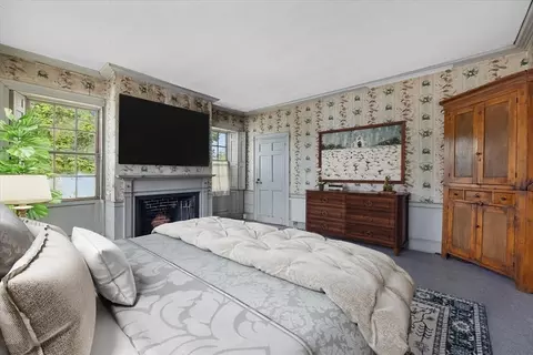 Bedroom - 166 High St, Danvers, MA 01923 photo 3 of 8