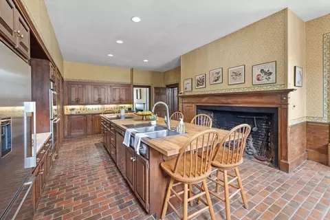 Kitchen - 166 High St, Danvers, MA 01923 photo 2 of 5