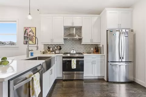 167 Putnam St #PH 3, Boston, MA 02128