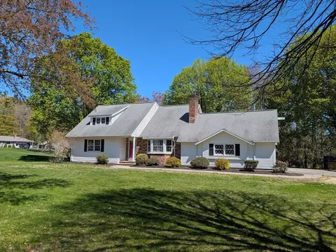 124 Plain Rd W, Deerfield, MA 01373