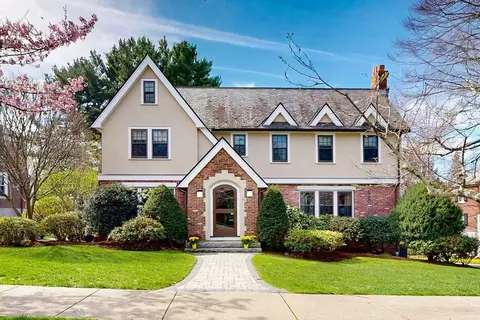 59 Randolph, Chestnut Hill, MA 02467