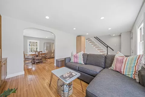 28 Lilly Ln, Dedham, MA 02026 photo 5