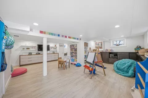 28 Lilly Ln, Dedham, MA 02026 photo 16