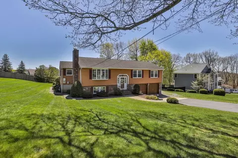 84 Converse St, Stoneham, MA 02180