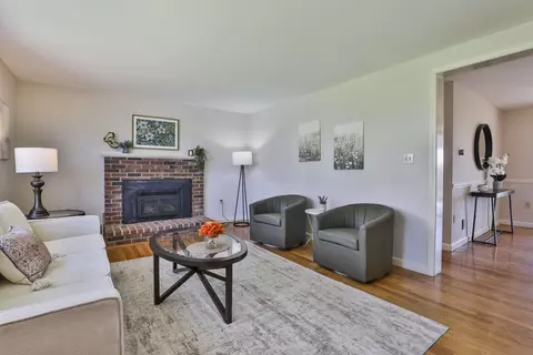84 Converse St, Stoneham, MA 02180 photo 4