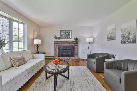 84 Converse St, Stoneham, MA 02180 photo 6
