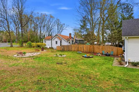 1 Echo Rd, Southwick, MA 01077 photo 8
