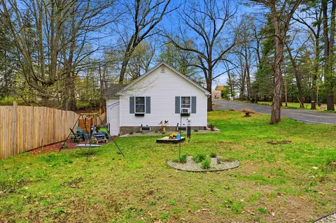 1 Echo Rd, Southwick, MA 01077 photo 9