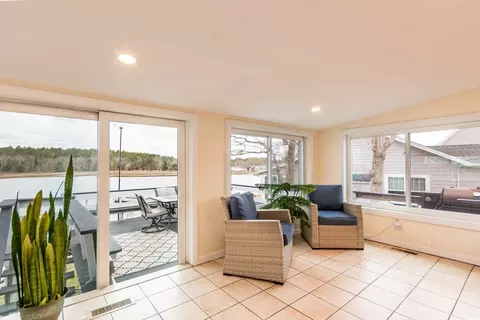 10 Sunset Ave, Wareham, MA 02558 photo 8