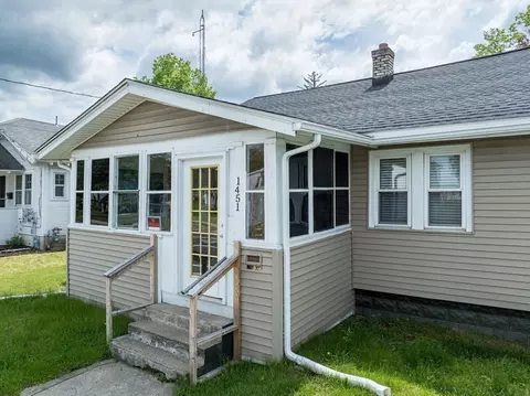 1451 Bay St, Springfield, MA 01109 photo 3